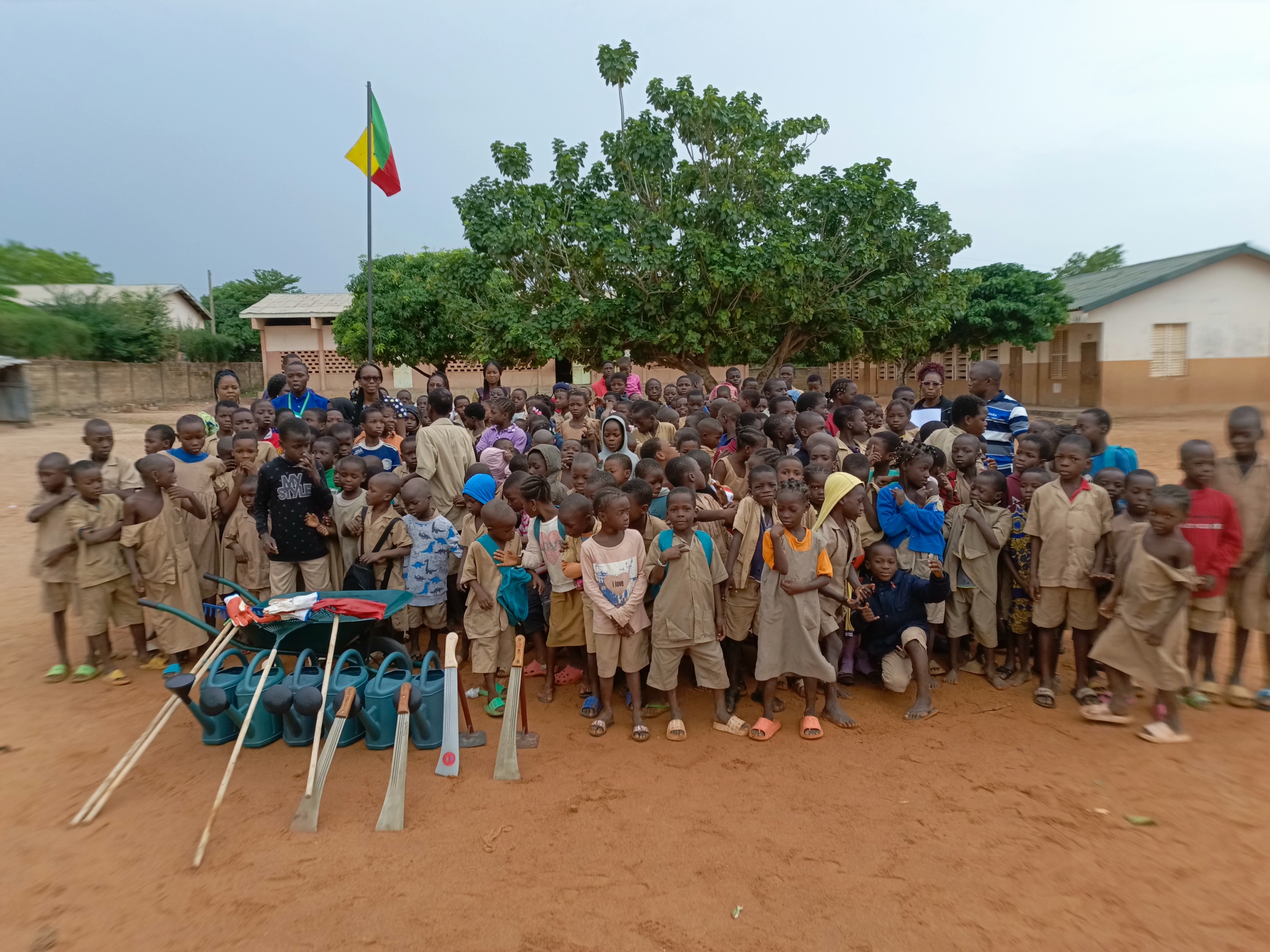 Mise en œuvre des initiatives pilotes en Éducation Relative à l’Environnement au profit des élèves des établissements maternel et primaire au Bénin
